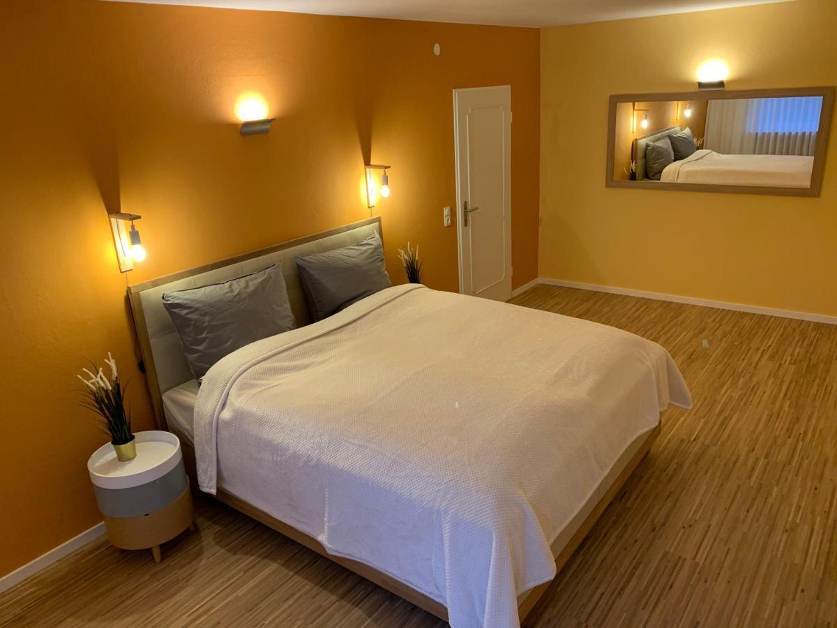 Moderne Ferienwohnung Nahe Swr Und Golfplatz بادن بادن المظهر الخارجي الصورة